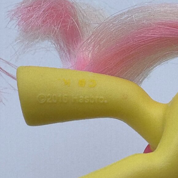 My Little Pony (MLP) Fluttershy McDonalds 2016 (SKU: 346TO) - Picture 6 of 7